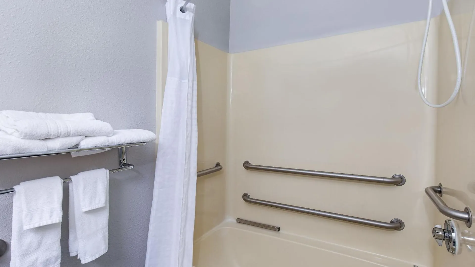 Microtel Inn & Suites By Wyndham Cordova Memphis Wolfchase Hotel