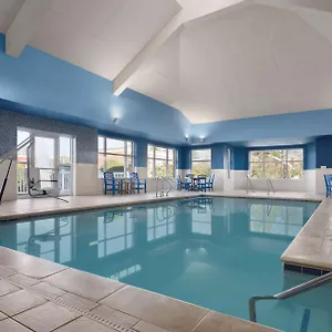 https://country-inn-suites-by-carlson-williamsburg-va.williamsburghotelsusa.com